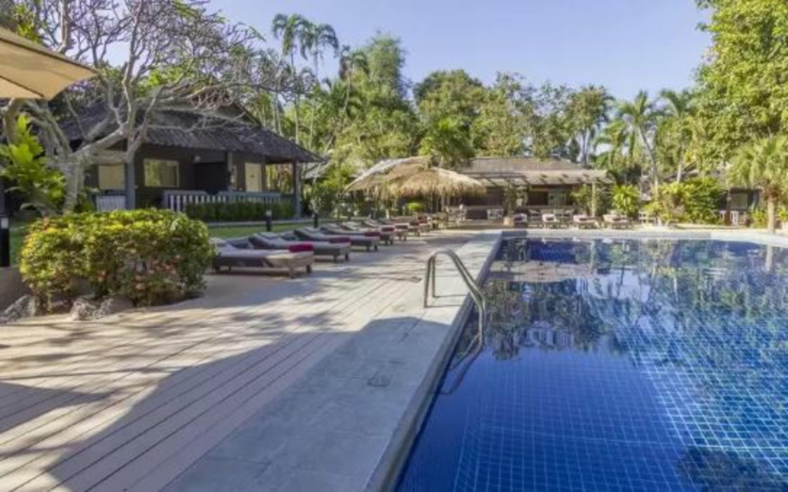 Let'S Hyde Pattaya Resort & Villas - Pool Cabanas المظهر الخارجي الصورة
