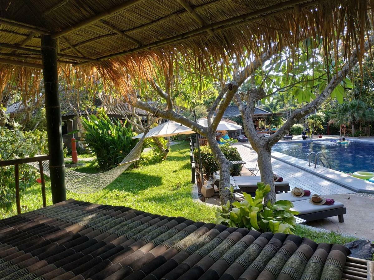 Let'S Hyde Pattaya Resort & Villas - Pool Cabanas المظهر الخارجي الصورة